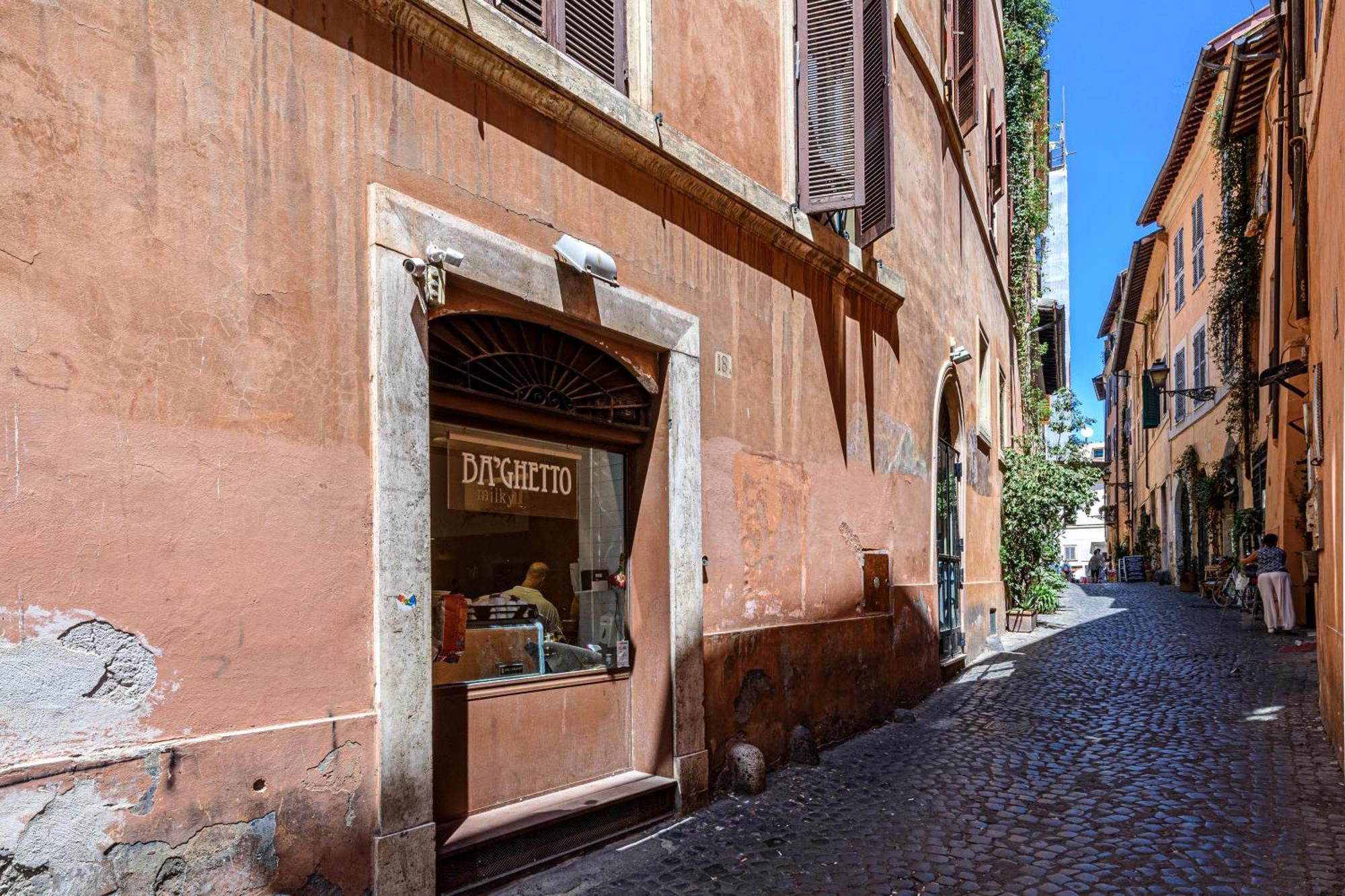 Bb Il Re Alla Reginella Guest House Rom Exterior foto